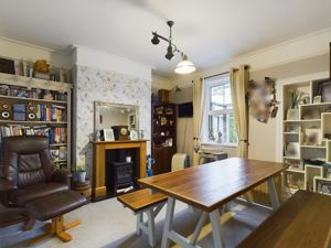 Dining Room- click for photo gallery